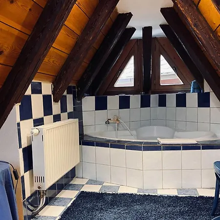 Le Chemin De Ronde *